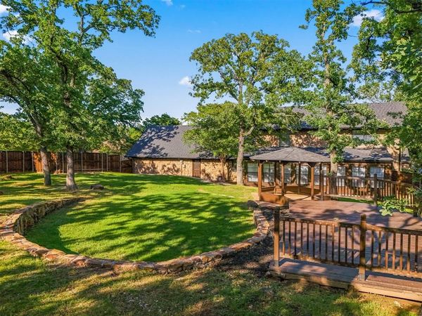 180 N Woodland Trail, Double Oak, TX 75077