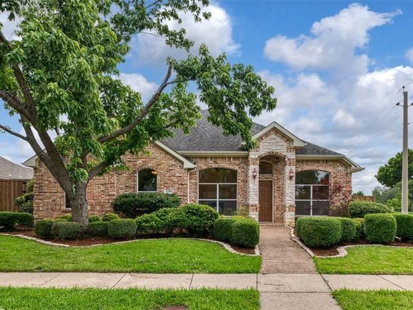 4200 Mesa Drive, Carrollton, TX 75010