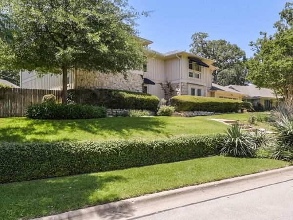 4708 Spring Creek Court, Arlington, TX 76017