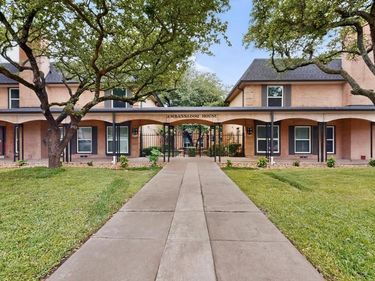 7820 Meadow Park Drive, Unit 215, Dallas, TX 75230