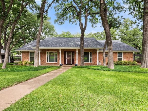 3307 Yellowstone Drive, Arlington, TX 76013