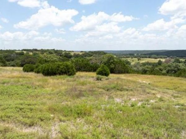 246 Grand Canyon Drive, Oglesby, TX 76561