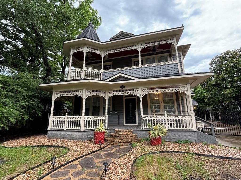 506 W Baylor Street, Ennis, TX 75119 Main Photo