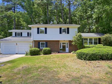 6725 W Lake Anne Drive, Raleigh, NC 27612
