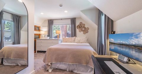 10243 Laburnham Circle, Truckee, CA 96161 Photo