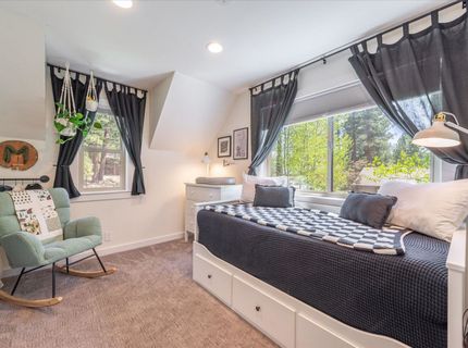 10243 Laburnham Circle, Truckee, CA 96161 Photo