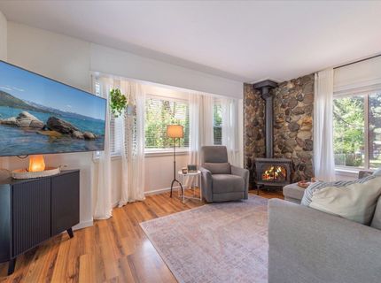10243 Laburnham Circle, Truckee, CA 96161 Photo