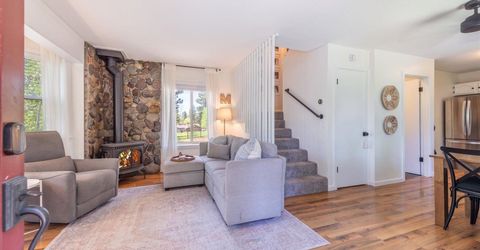 10243 Laburnham Circle, Truckee, CA 96161 Photo