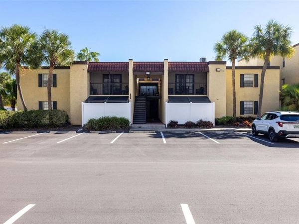 106 ALAMEDA COURT , Unit 240, TAMPA, FL 33609