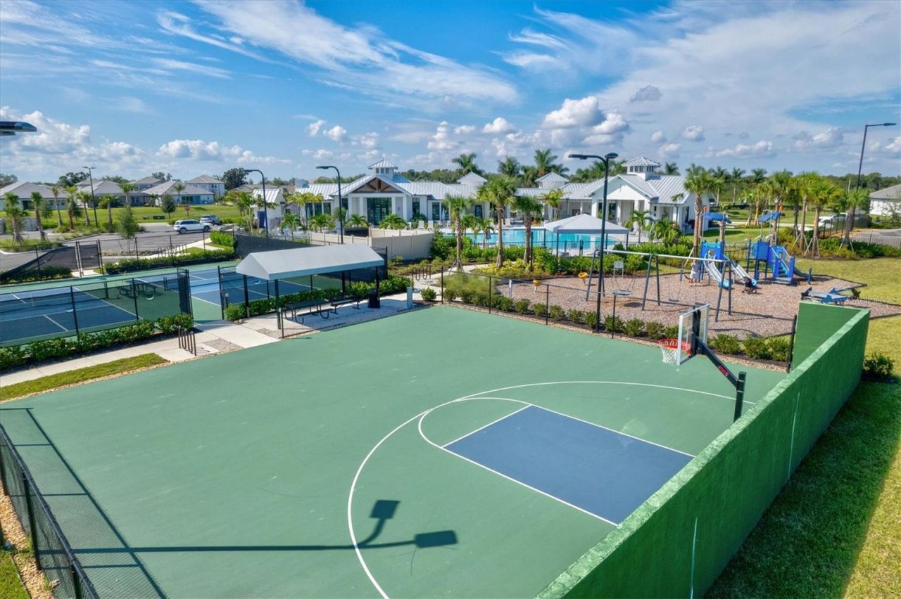 4719 Winsome Way, Bradenton, FL 34211 Photo