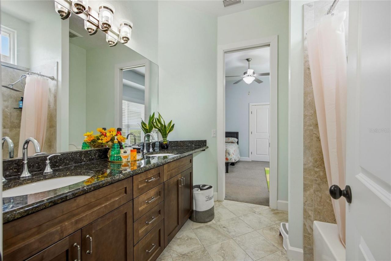 4003 NW 63rd Way, Gainesville, FL 32606 Photo
