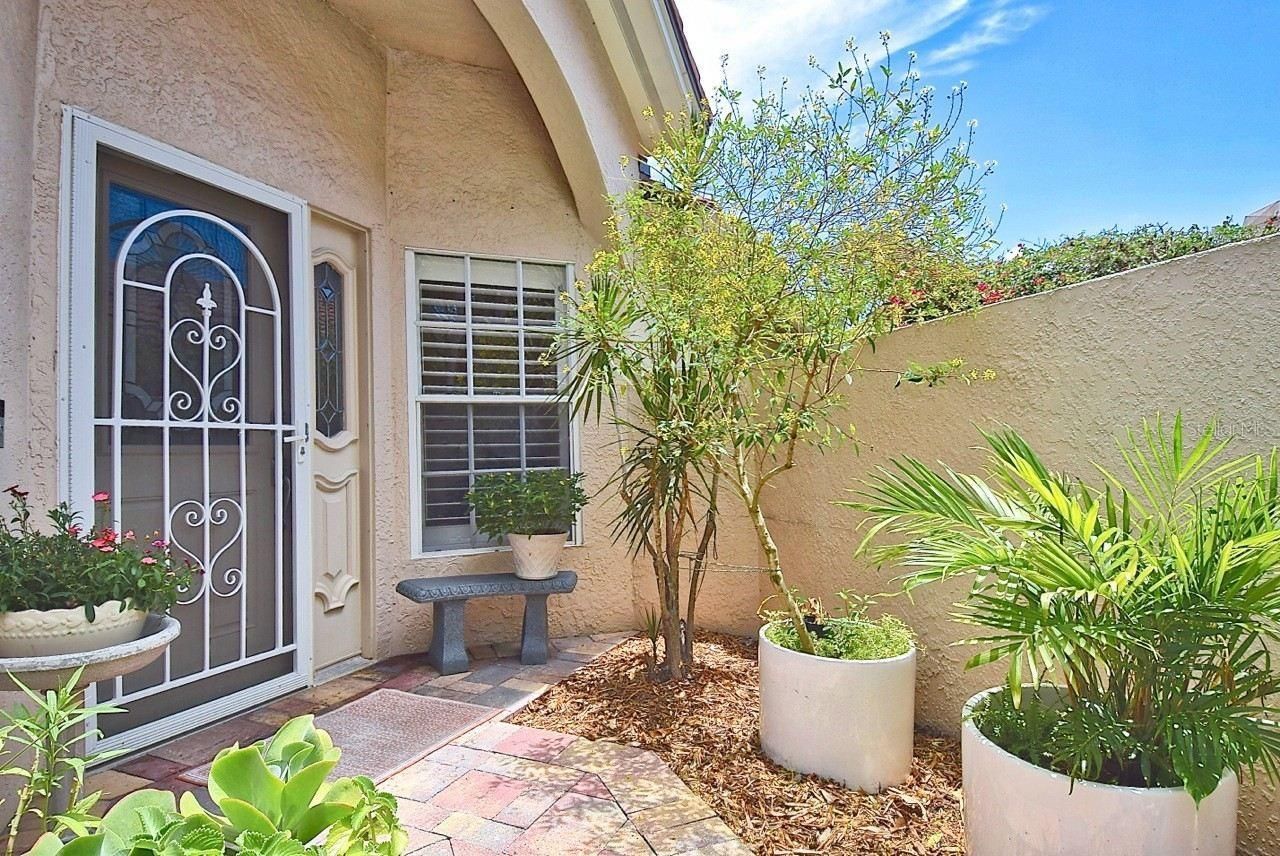 3890 Lyndhurst Court, Sarasota, FL 34235 Photo