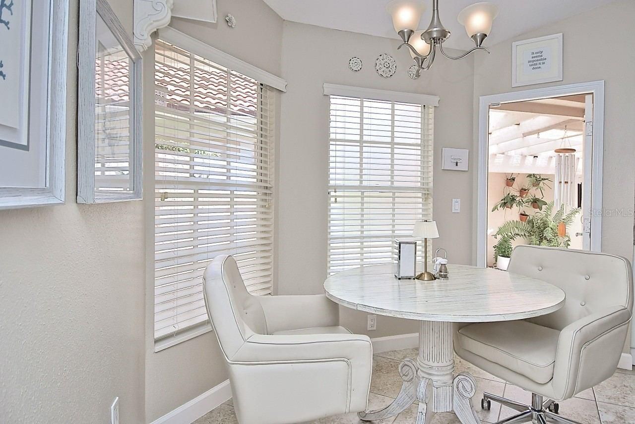 3890 Lyndhurst Court, Sarasota, FL 34235 Photo