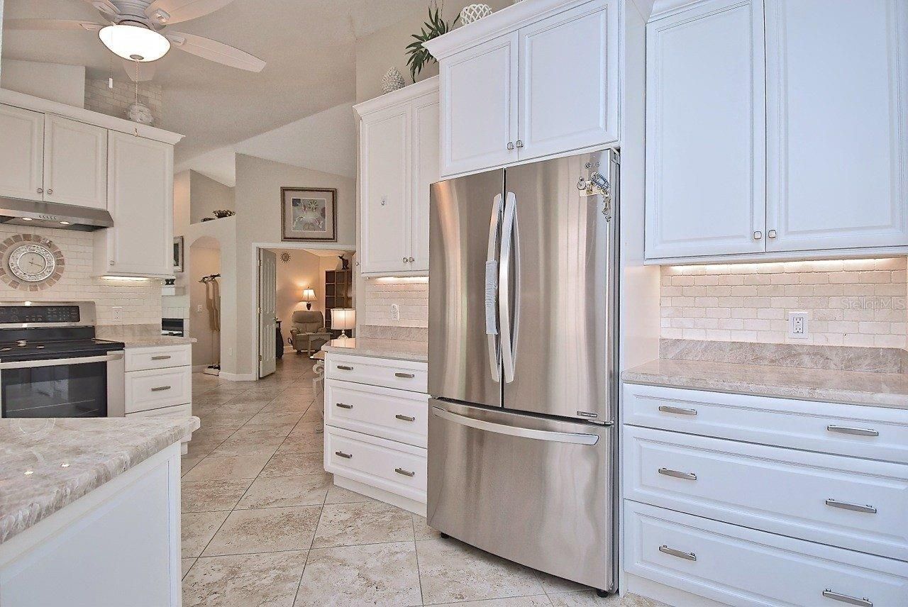 3890 Lyndhurst Court, Sarasota, FL 34235 Photo