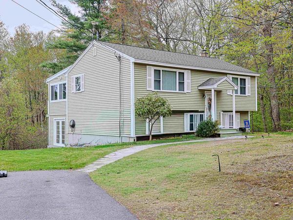 80 Hovey Road, Londonderry, NH 03053