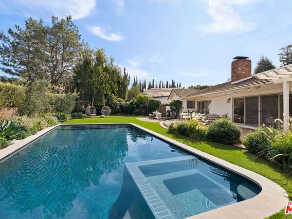 5130 Woodley Avenue, Encino, CA 91436