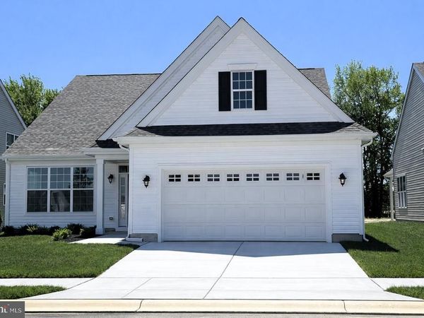 631 RESORT BOULEVARD, DOVER, DE 19904