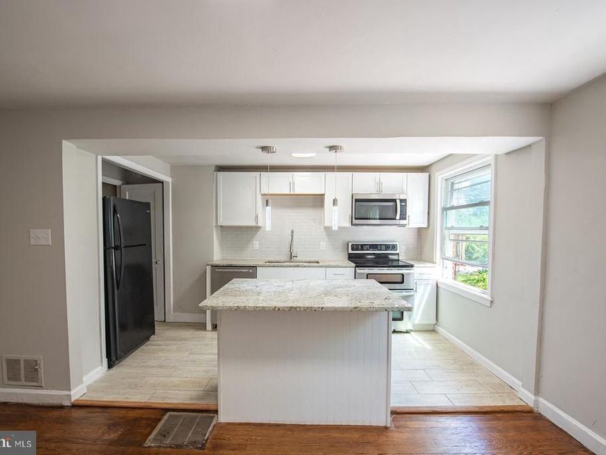 2205 Kensington Street, Harrisburg, PA 17104 Main Photo