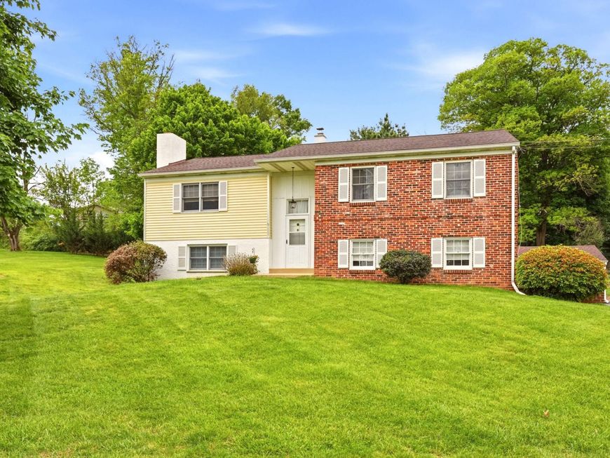 222 Coldstream Road , Phoenixville, PA 19460 Main Photo