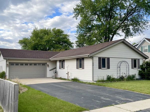 618 E Macomb Street, BELVIDERE, IL 61008