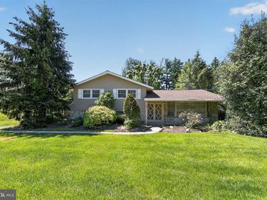 533 MARTIN LANE, DRESHER, PA 19025