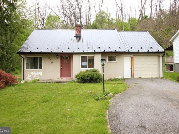 609 HARVARD STREET , LEWISTOWN, PA 17044