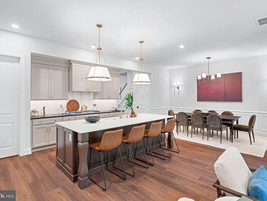 215 River Trail Circle, Unit 53, King of Prussia, PA 19406 Main Photo