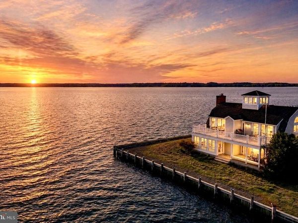 121 PIER STREET, OXFORD, MD 21654