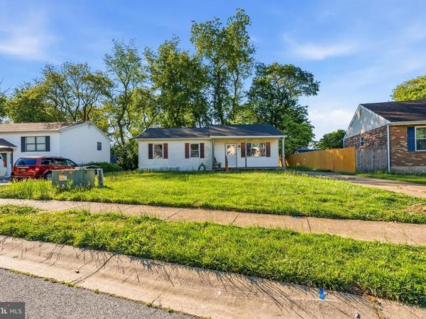 5 DORSEY LANE, BEAR, DE 19701