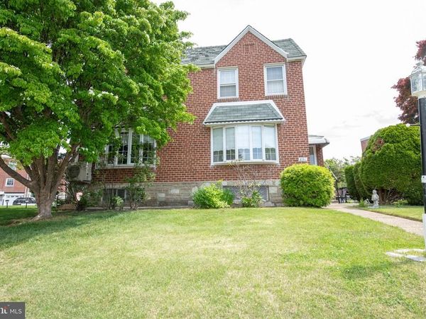 831 MEDWAY ROAD, PHILADELPHIA, PA 19115