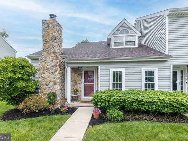 1000 CREEK DRIVE, AMBLER, PA 19002
