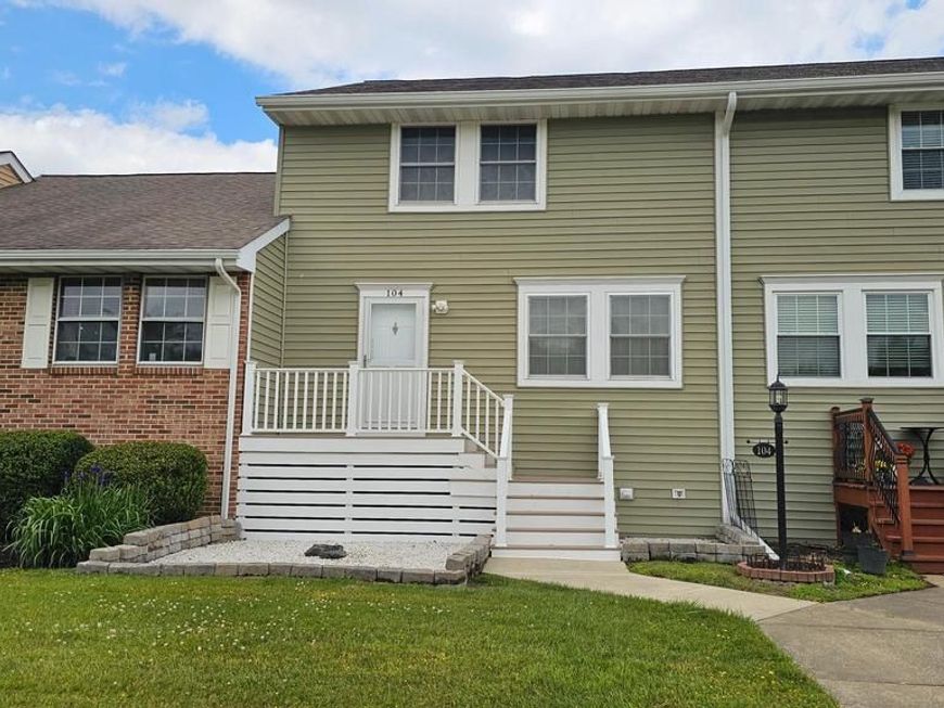 29595 Dutchmans Lane, Unit 4/104, Easton, MD 21601 Main Photo