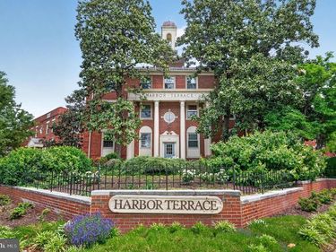 1301 E ABINGDON DRIVE , Unit 1, ALEXANDRIA, VA 22314