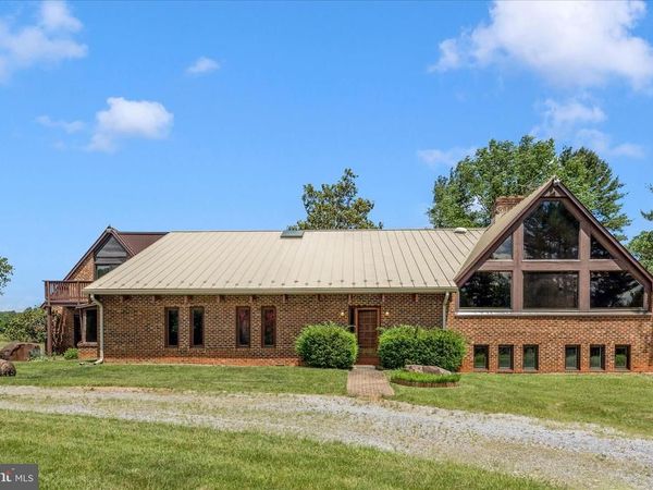 18810 WASCHE ROAD, DICKERSON, MD 20842