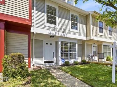 3682 MASTHEAD TRAIL, TRIANGLE, VA 22172