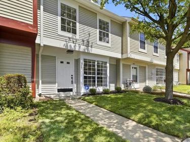 3682 MASTHEAD TRAIL, TRIANGLE, VA 22172