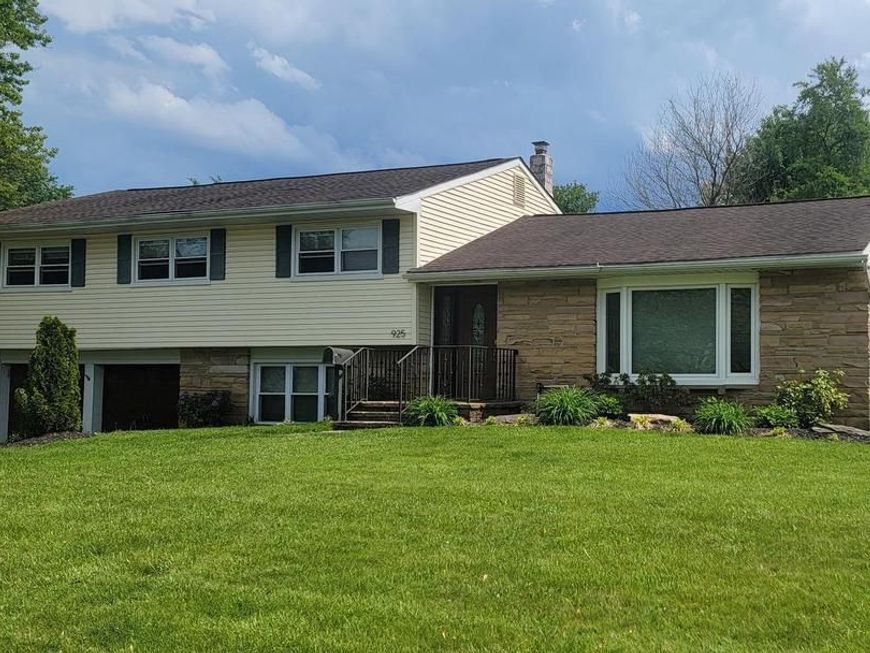 925 Big Oak Road, Yardley, PA 19067 Main Photo