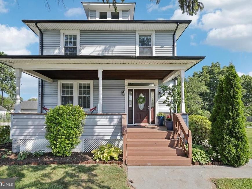 300 Townsend Avenue, Baltimore, MD 21225 Main Photo