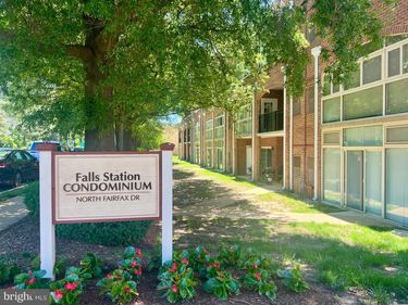 6924 FAIRFAX DRIVE, Unit 132, ARLINGTON, VA 22213