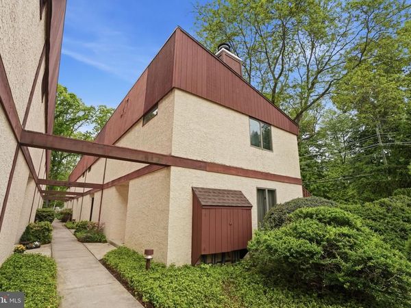 51 LAWRENCEVILLE PENNINGTON, Unit 202, LAWRENCEVILLE, NJ 08648