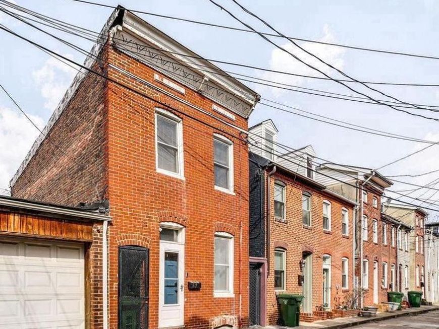 616 S Chapel Street , Baltimore, MD 21231 Main Photo