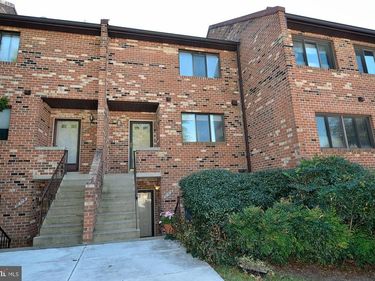 3850 A STEPPES COURT , FALLS CHURCH, VA 22041