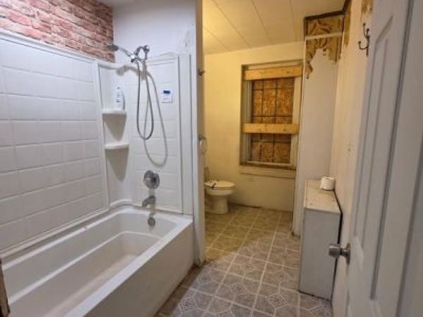 130 E BACON STREET, POTTSVILLE, PA 17901