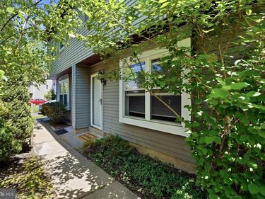 2 HORSESHOE CIRCLE, HORSHAM, PA 19044