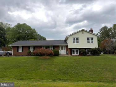 2729 CLARKES LANDING DRIVE , OAKTON, VA 22124