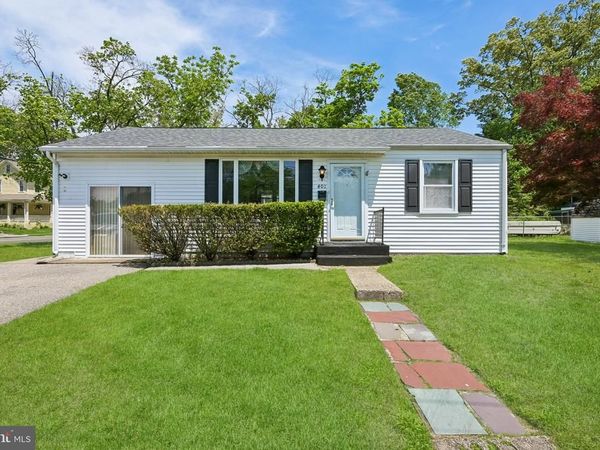 401 LAKE DRIVE, MOUNT HOLLY, NJ 08060