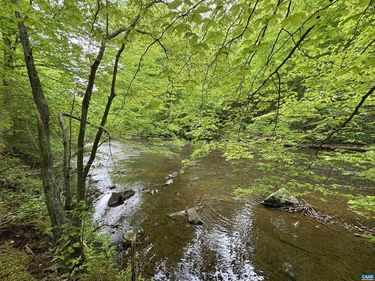 HOLLYWOOD RD , APPOMATTOX, VA 24522