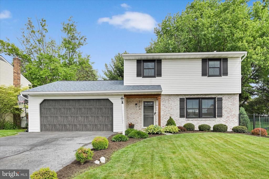 3183 THORNAPPLE DRIVE, LANCASTER, PA 17601