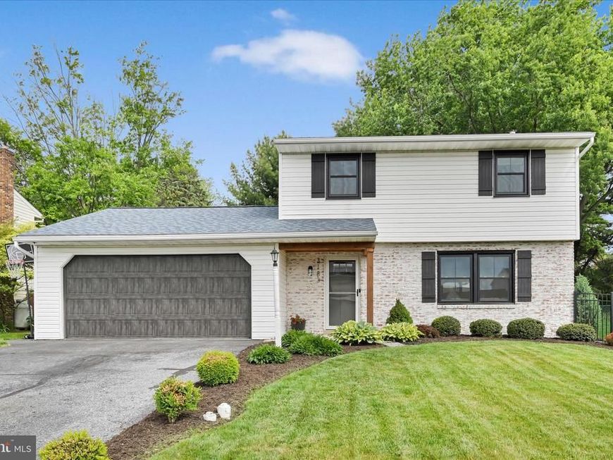 3183 Thornapple Drive, Lancaster, PA 17601 Main Photo