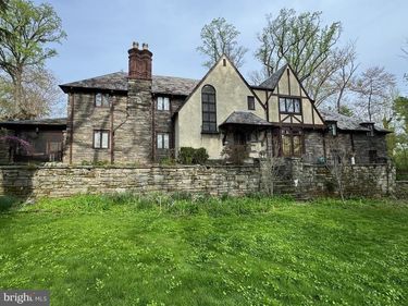 1217 MEDFORD ROAD, WYNNEWOOD, PA 19096